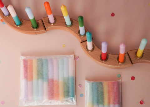 bunte kleine Gebutstagskerzen für Kinder
