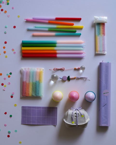 bunte Stabkerzen, Geburtstagskerzen, Eikerzen und Kuchenkerzen. Sonnenfänger in groß und klein. Geschenk Tüte. Candles, Suncatcher, birthdaycandles in different colours