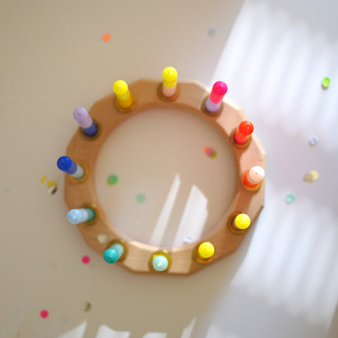 geburtstagskerzen, oder kleine kerzen für den geburtstagskranz, geburtstagsring oder geburtstagszug mit einem durchmesser von 1.3cm in knalligen neon farben von kleine fete. minidisko