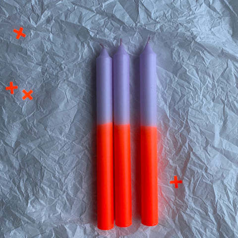Stabkerzen 3er Set in neonorangeund helles lila von Kleine Fete. Perfekt zu Ostern. Kroküsse
